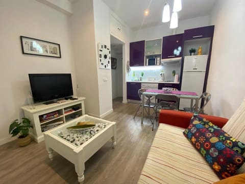 Communal lounge/ TV room, Dining area