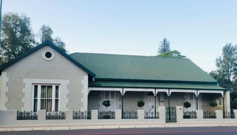 Elizabeth's Cottage Villa in Western Cape