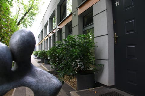 Facade/entrance, Facade/entrance