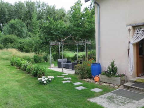 Patio, Facade/entrance