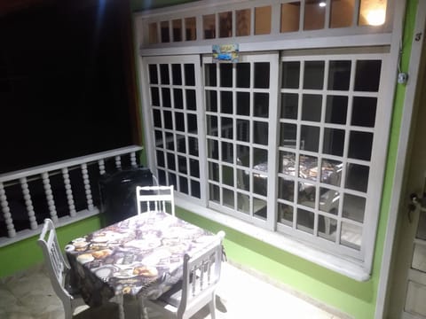 Casa 8 pessoas Temporada Cabo Frio House in Cabo Frio