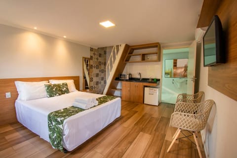 Bed, TV and multimedia, Kitchen or kitchenette, Photo of the whole room, Bedroom