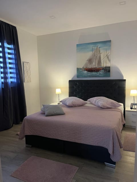 Apartman IVA Apartment in Tučepi