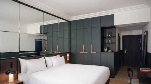 Bed, Bedroom, wardrobe