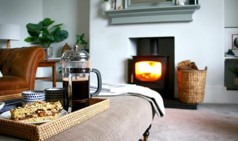 Beautiful 6-Bed - Sleeps 12 - Stunning Views House in Saint Vincent