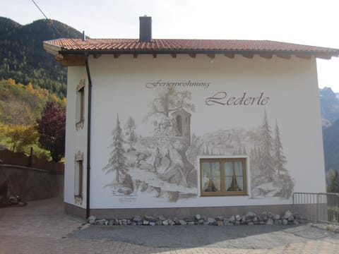 Facade/entrance, Summer