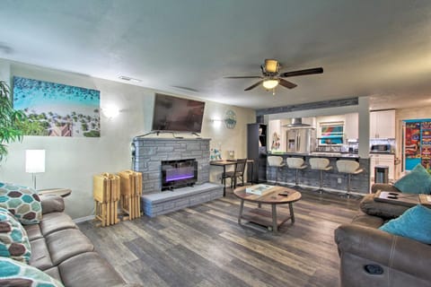 Hot Tub and Theater Room Tropical Springfield Home House in Springfield