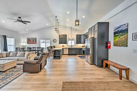 Buena Vista Vacation Rental about 2 Mi to Main St House in Buena Vista