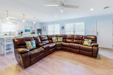 Bluebonnet Cove House in Kingsland