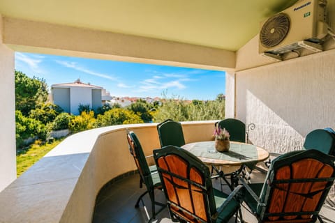 Patio, View (from property/room)