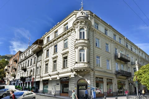 Property building, Facade/entrance
