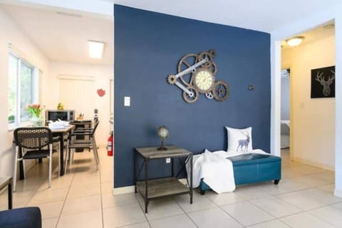 The peacock villa 1 by PMI House in Fort Lauderdale