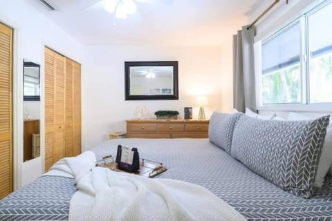 The peacock villa 1 by PMI House in Fort Lauderdale