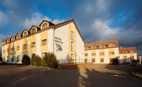 Property building, Facade/entrance