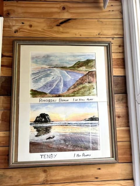 The Shed . A cosy, peaceful, 96% recycled, chalet. Apartment in Wales