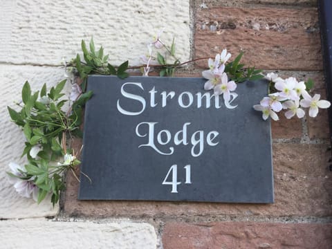 Strome Lodge Bed and Breakfast in Inverness