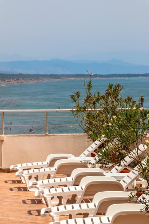 Balcony/Terrace, Beach, Sea view