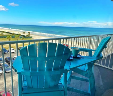 Castaways Resort Studios Hotel in Daytona Beach Shores