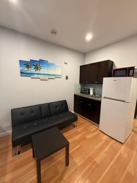 studio, pool, near beach, shops, wifi by Dream Vacation Apartment in Hallandale Beach