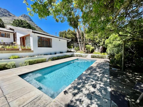 Garden, Swimming pool