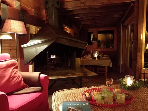 Chalet Avoriaz 12 pers, skis aux pieds, cheminée, terrasse sud - FR-1-633-33 Chalet in Avoriaz