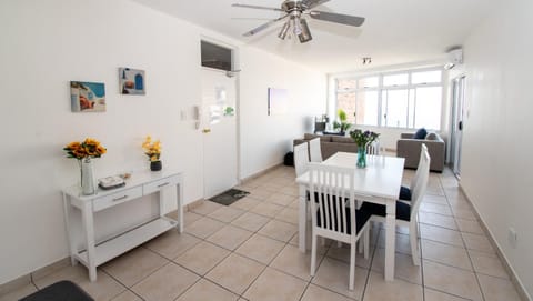 TV and multimedia, Kitchen or kitchenette, Dining area