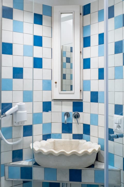 Clicka&Sleep Caracciolo Apartment in Naples