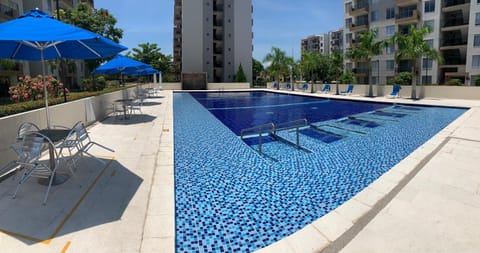 Hot Tub, Pool view, Swimming pool