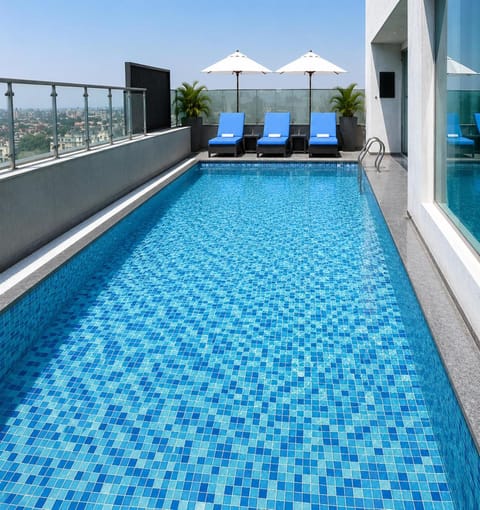 Property building, Pool view, Swimming pool