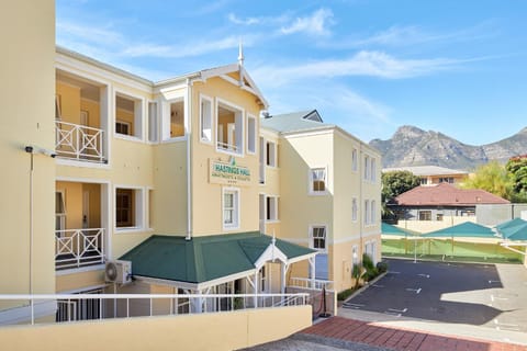 Property building, View (from property/room)