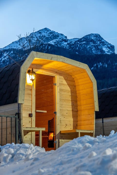 Winter, Sauna, Spa and wellness centre/facilities, Spa and wellness centre/facilities, Mountain view