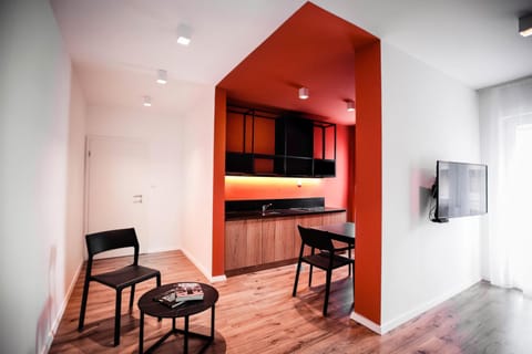 TV and multimedia, Kitchen or kitchenette, Dining area, Evening entertainment, stove, kitchen