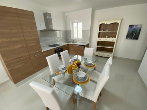 Kitchen or kitchenette, Dining area, kitchen, kitchen