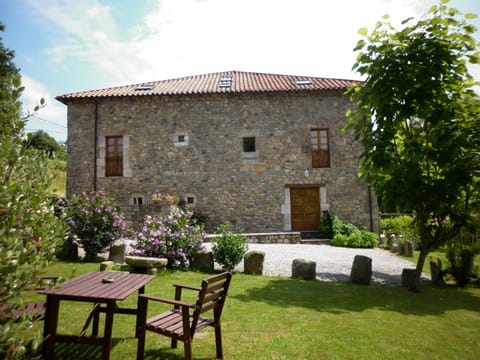 Property building, Facade/entrance, Garden