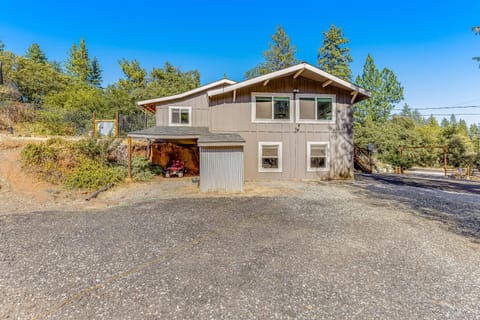 Wildcat Family Ranch House in Murphys