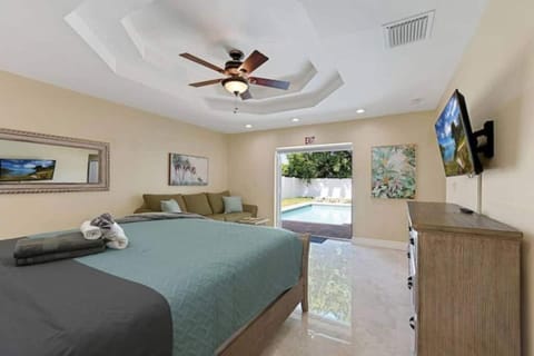 Home with pool by PMI unit 263 House in Lauderdale-by-the-Sea
