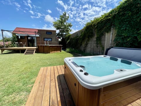 Day, Hot Tub, Garden view, Swimming pool