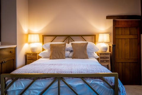 Beautiful Grade 2 listed building - West Wing House in Bowness-on-Windermere