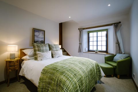 Beautiful Grade 2 listed building - West Wing House in Bowness-on-Windermere