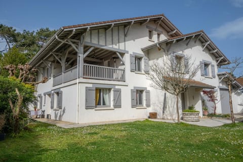 Property building, Garden view