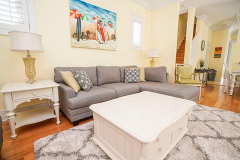 Living room, Decorative detail, Decorative detail, Seating area, Guests, Guests, Guests, group of guests, group of guests, group of guests, Family, Family, Family