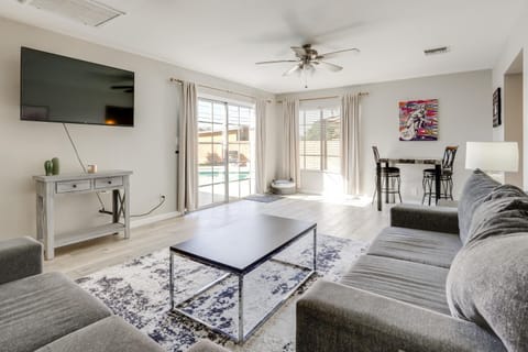 Relax Poolside Central Group Getaway in Mesa! House in Mesa