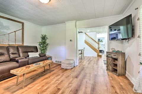 Blue Creek Hideaway in Hocking Hills House in Ohio