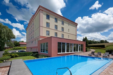Pool view, Swimming pool