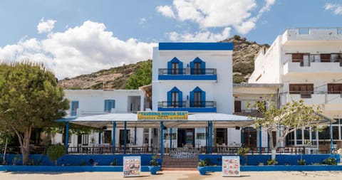 Property building, Restaurant/places to eat