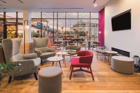 Lounge or bar