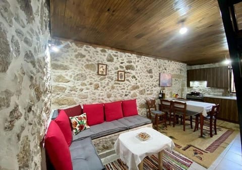 Dining area, laundry, kitchen