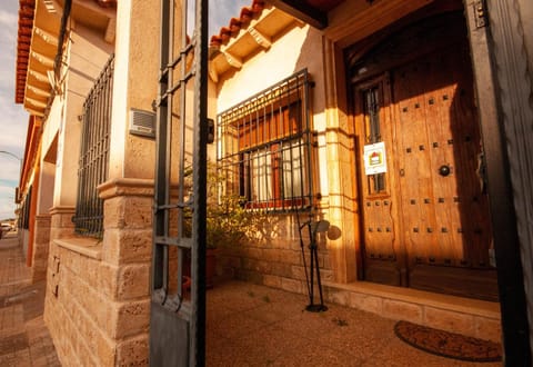 Property building, Day