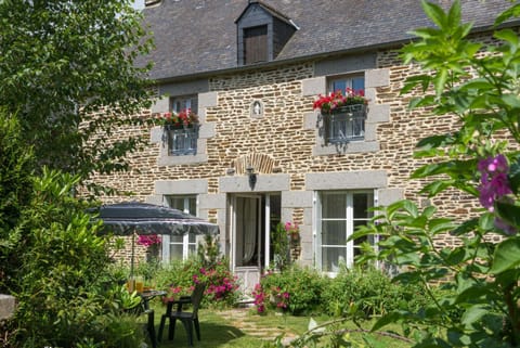 Property building, Garden view