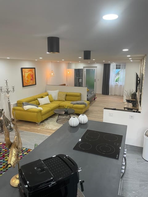 außergewöhnliche Kellerloft Apartment in Innsbruck